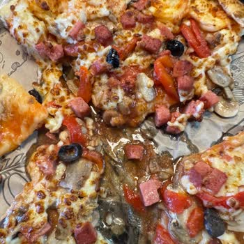 Domino’s Şubesinde Hijyen Ve Kalite Sorunu