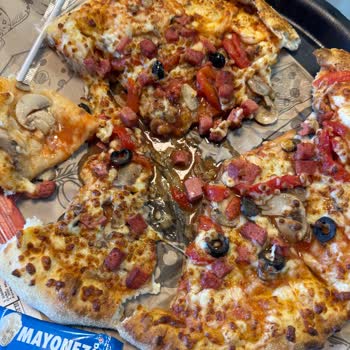 Domino’s Şubesinde Hijyen Ve Kalite Sorunu