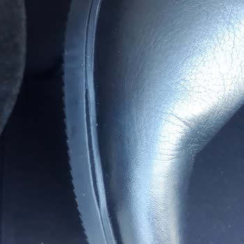 Bambi Ayakkabı Aldığım Botların Sürekli Defolu Olması ve Tam İade Talebim