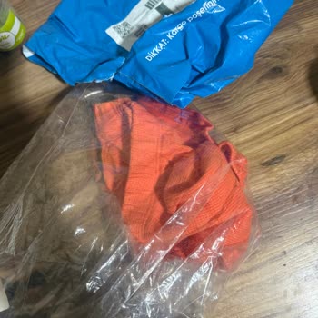 Hepsiburada’da Satın Aldığım Altüst Takımın Üst Parçası Gönderilmedi