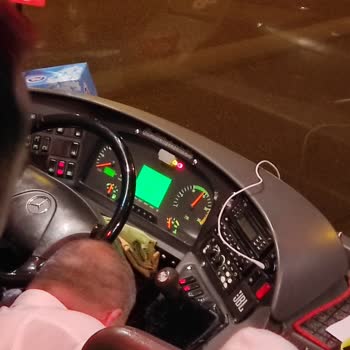 Metro Turizm Otobüsünde Motor Arızası Ve Güvenlik İhmali