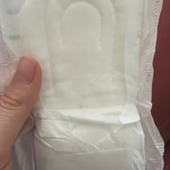 Sleepy Bio Naturel Pedlerde Siyah Parçacıklar Ve Kırıntılar: Hijyen Endişesi