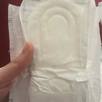 Sleepy Bio Naturel Pedlerde Siyah Parçacıklar Ve Kırıntılar: Hijyen Endişesi