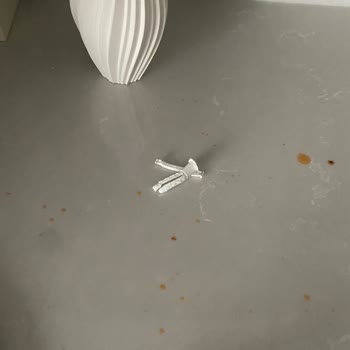 Montaj Hatası Nedeniyle Davlumbaz Düşmesi Ve Ücretsiz Değişim Talebi