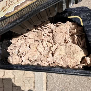 Sağlığımızı Tehlikeye Atan Bozulmuş Et Döner Ve Yarım İade Şikayeti