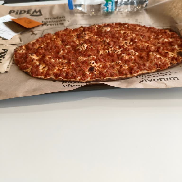 Yeşillik Eksikliği Ve Bilgilendirme Sorunu