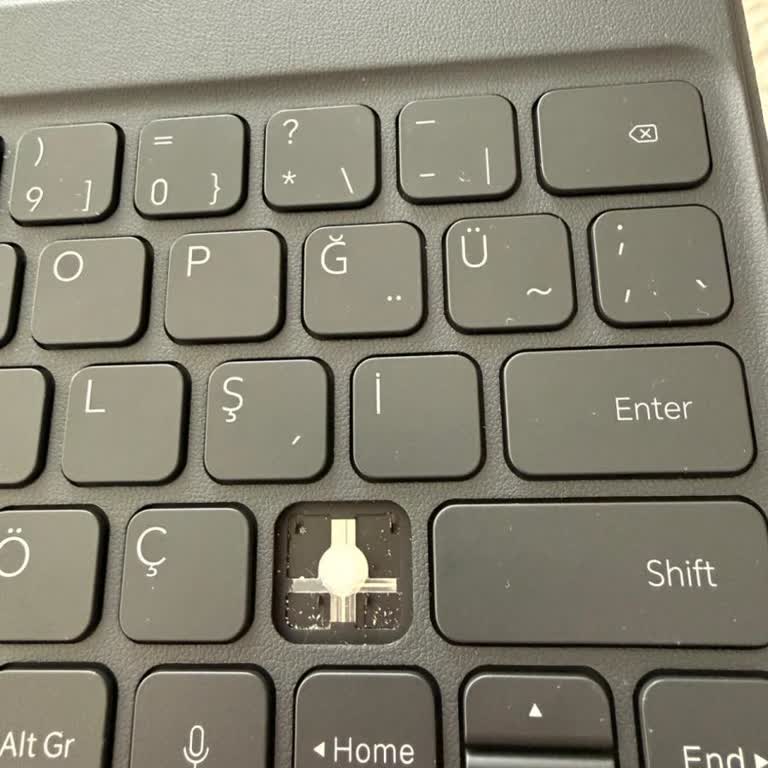 Honor Tablet Klavyesi 10 Gün İçinde Arızalandı, Media Markt Ücretsiz Değişim Reddetti