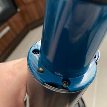 Philips 8000 Serisi Dikey Süpürgede Bağlantı Parçası Kırılması Ve Filtre Aşınması