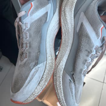 FLO Mağazasının Garanti Kapsamındaki Ayakkabısına Yırtılma Ve Red Cevabı