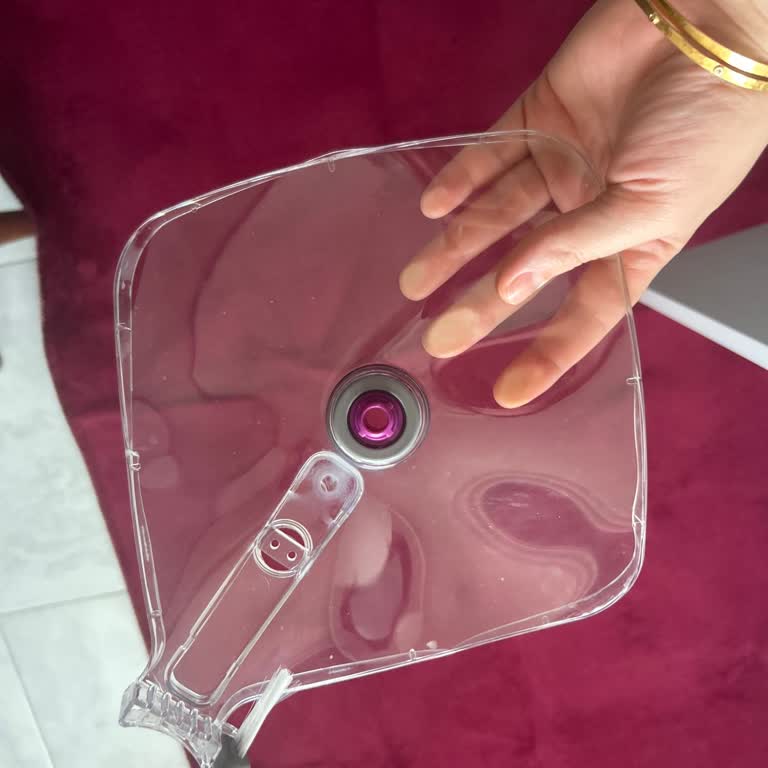 Şeffaf Kapak Parçası Kırıldı, Garanti Kapsamında Yedek Parça Talebi