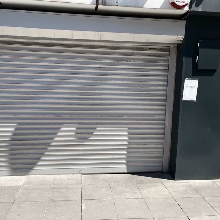 Eskişehir Odunpazarı Reşadiye’de Sürat Kargo Şubesinin Uzun Süre Kapatılması Mağduriyet Yaratıyor