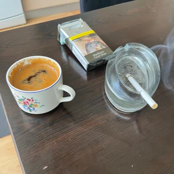 Marlboro Touch Blue’da Çıkan İri Tütün Parçaları Keyfi Bozuyor