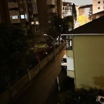 Sokak Lambalarının Geceleri Kapanması Güvenlik Ve Yaşam Kalitesi Sorunu