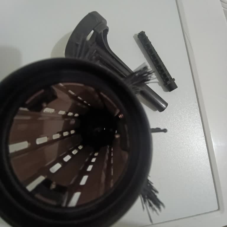 Remington Saç Şekillendiricinin Aniden Durması Ve Tarak Parçasının Kırılması