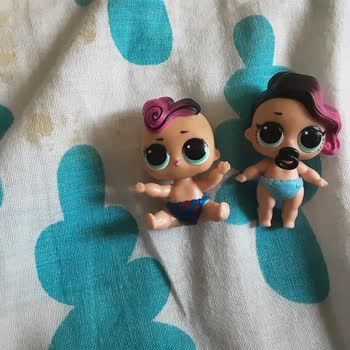 İkizler İçin Adaletsiz Bebek Sayısı Ve Cinsiyeti Şikayeti