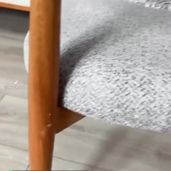 Eskidji Bazaar Sandalyenin Deformeli Gelmesi Ve Sandalyelerin Sallanıp Gıcırdaması