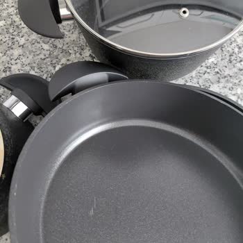 Madame Coco Tencere Setinde Çizik Bulunan Ürün İçin Değişim Talebi