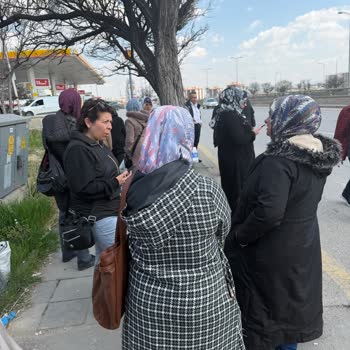 Kaza Sonrası Şoförün Umursamaz Tutumu Ve Engelli Yolcuya Yardım Etmemesi