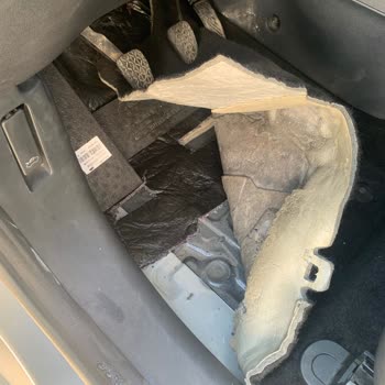 Ford Tourneo Courier Yağmurda Su Alıyor, Yetkili Servis Çözüm Sunamıyor