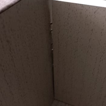 Peşin Ödemeyle Alınan Çekyatın Geciken Teslimatı Ve Özensiz Kurulumda Oluşan Hasar