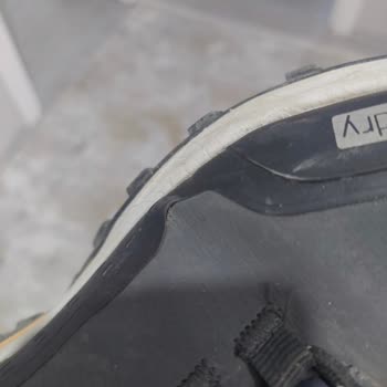 Ayakkabının 1 Ayda Çatlaması Ve Satıcının Reddi Kabul Edilemez