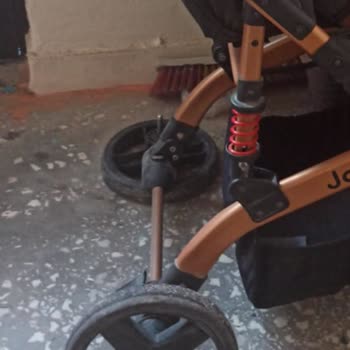 Joell Garantili Arabanın Kırılan Tekeri İçin Para İstediler