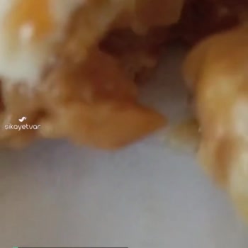 Ekleristan Profiterolün Bozuk Olması Ve Üstünde Kıl Olması
