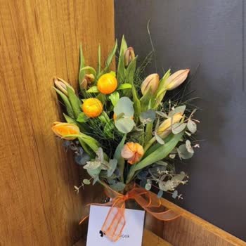 Solmuş Çiçek Ve Yanıltıcı Görsel Sebebiyle Tam İade Talebi