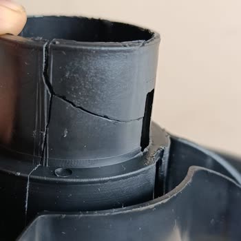 BİM Şubesinde Kırık Oyuncak Araba İadesi Reddi Ve Kaba Müdür Tavrı