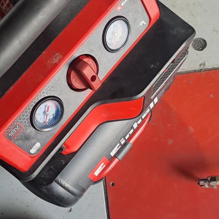 Einhell Akülü Kompresör 6 Bar’da Duruyor Ve Müşteri Hizmetine Ulaşılamıyor