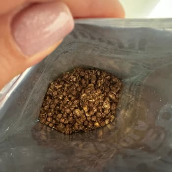 Ambalajda Kuru Üzüm Ve Fındık Varken Paketten Sadece Sade Granola Çıktı