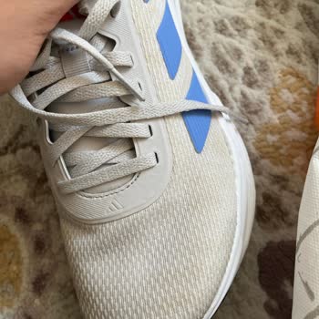 Adidas Galaxy Run Ayakkabısında Kısa Sürede Sarı Çizgiler Ve Garanti Reddi