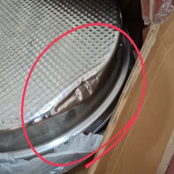 Kırılabilir Uyarısına Rağmen Hasarlı Elektrikli Fırın Teslim Edildi, Görevlisinin İlgisiz Tutumu