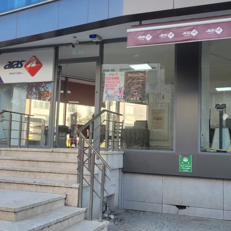 Kapanış Saati Çelişkisi: Aras Kargo Küçükyalı Şubesi Erken Kapatıldı