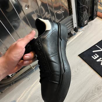 Kısa Sürede Tabanı Patlayan Ayakkabı İçin İade Talebi