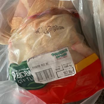 Çift Etiket, Çamaşır Suyu Kokusu Ve Kırık Yumurta: İade Talebi