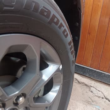 Neumáticos Hankook con hundimiento, solicito reemplazo o reembolso