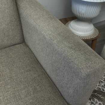 Kumaş Deformasyonu Tekrar Eden Oturma Grubu İçin Tam Değişim Talebi