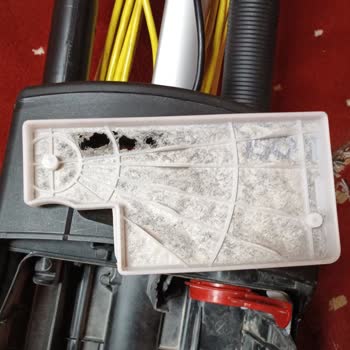 Ümraniye Servisi Elektrik Süpürgemizi Onarmadı Ve Ciddi Zarar Verdi