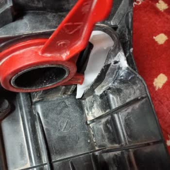 Ümraniye Servisi Elektrik Süpürgemizi Onarmadı Ve Ciddi Zarar Verdi