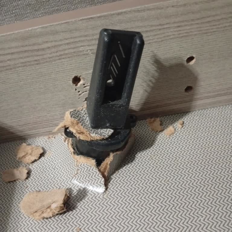 Modalife Şubesinde Aldığım Kanepe Ayakları Kısa Sürede Çöktü: Üretim Hatası Ve Mağduriyet