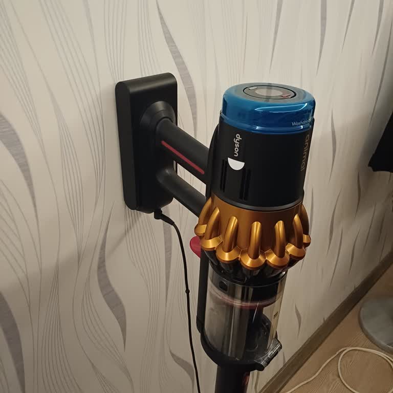 Dyson V16 Süpürge Duvar Askı Aparatı Eksik Çıktı
