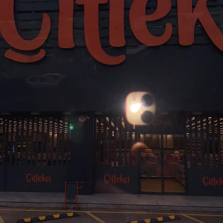 Şoförün Alışveriş Molası Ve Hızlı Sürüşü Nedeniyle Bağlantı Otobüsünü Kaçırma