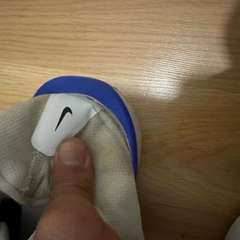 Nike Ayakkabının Taban Açılması Ve Mağazanın Kullanıcı Hatası İddiası