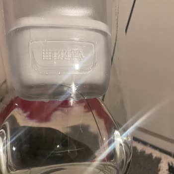 Brita Cam Sürahi Kırıldı: Yüksek Fiyatına Rağmen Dayanıksız Malzeme