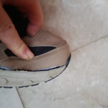 Skechers Slipin Ayakkabımda Açılma Ve Ürün Değişimi Talebi