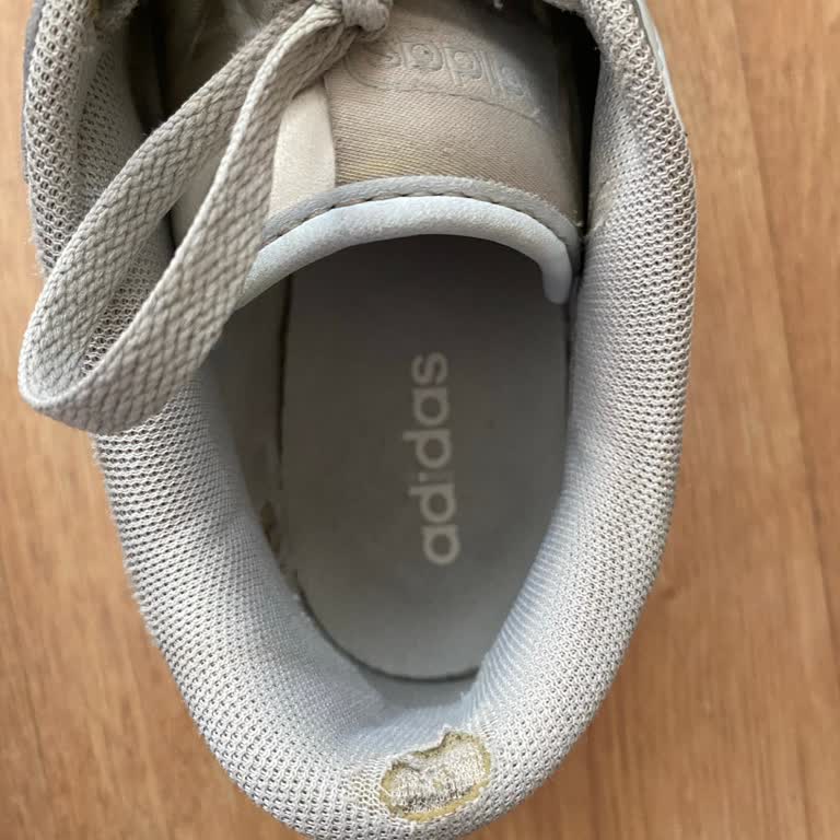 Deichmann'dan Aldığım Adidas Ayakkabı 3 Ayda Yırtıldı, Sorumluluk Reddi