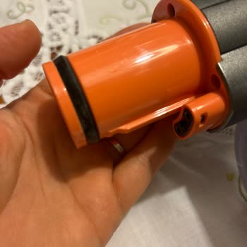 Philips Dikey Süpürge Turuncu Çentik Kırıldı Ücretsiz Garanti Değişimi Talebi