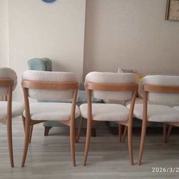 50 Bin TL Ödenen Defolu Yemek Masası Ve Cevapsız Servis