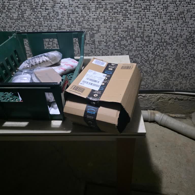 Amazon Siparişim Onaysız Açıkta Bırakıldı, Kargo Firması Ciddiyetsiz